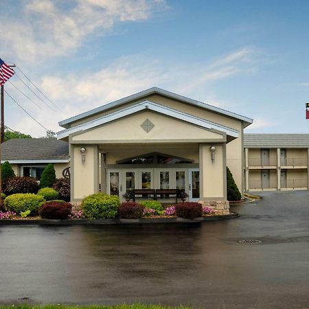 Red Roof Inn And Suites Herkimer Esterno foto