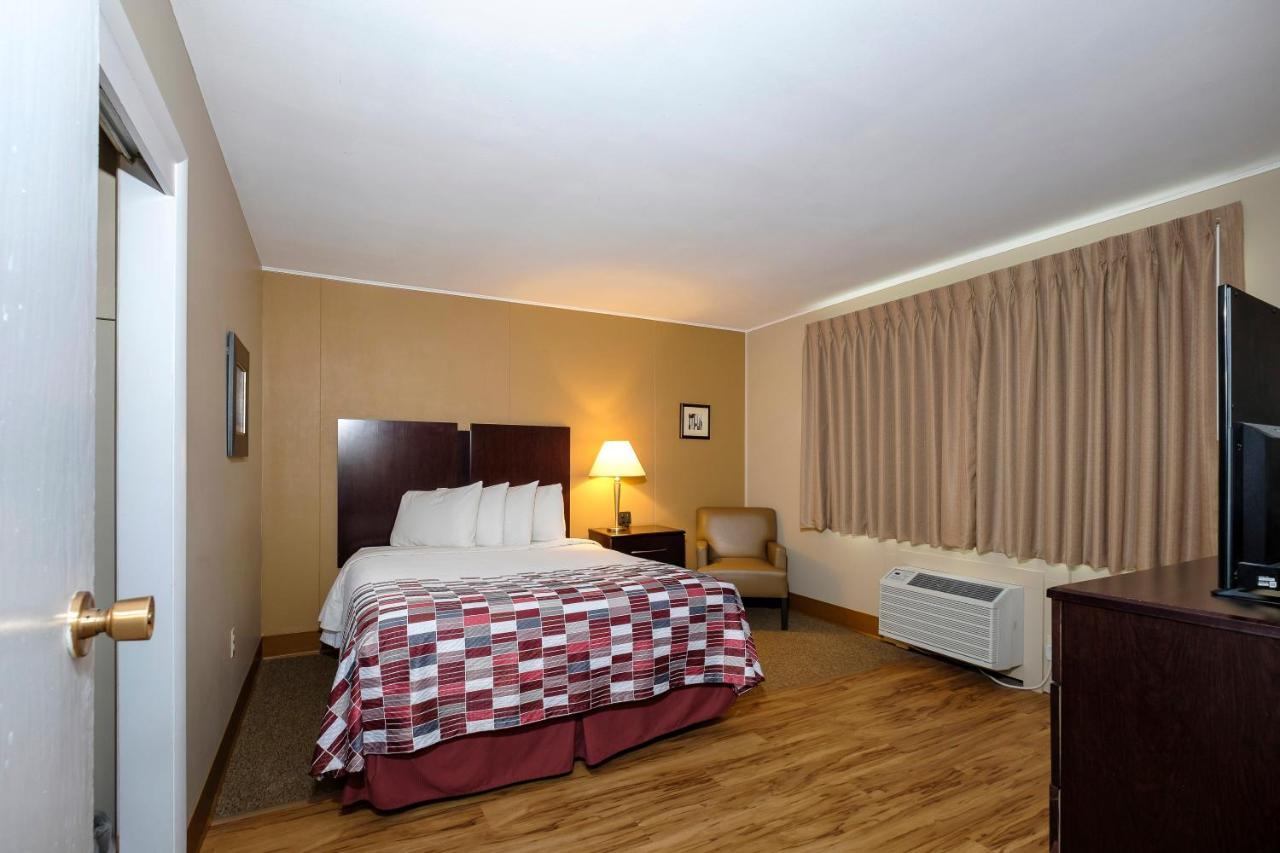Red Roof Inn And Suites Herkimer Esterno foto