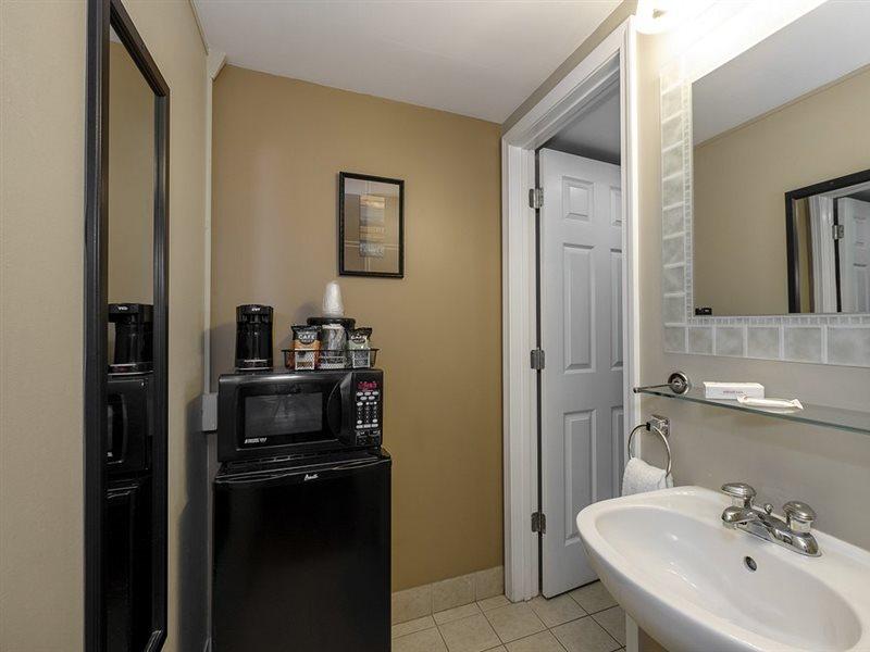Red Roof Inn And Suites Herkimer Esterno foto