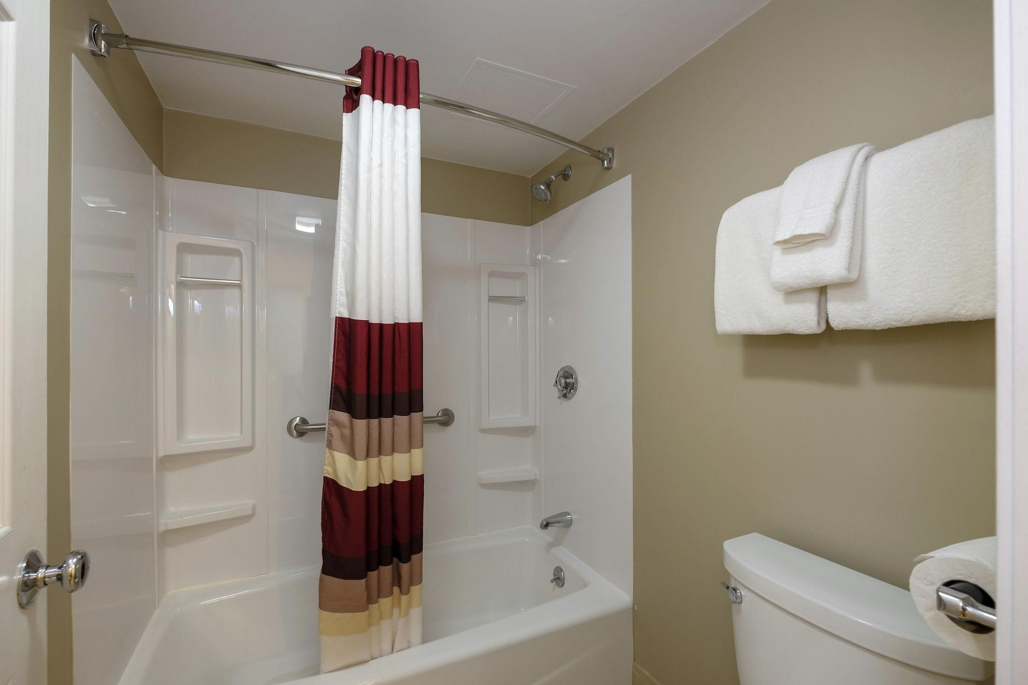 Red Roof Inn And Suites Herkimer Esterno foto
