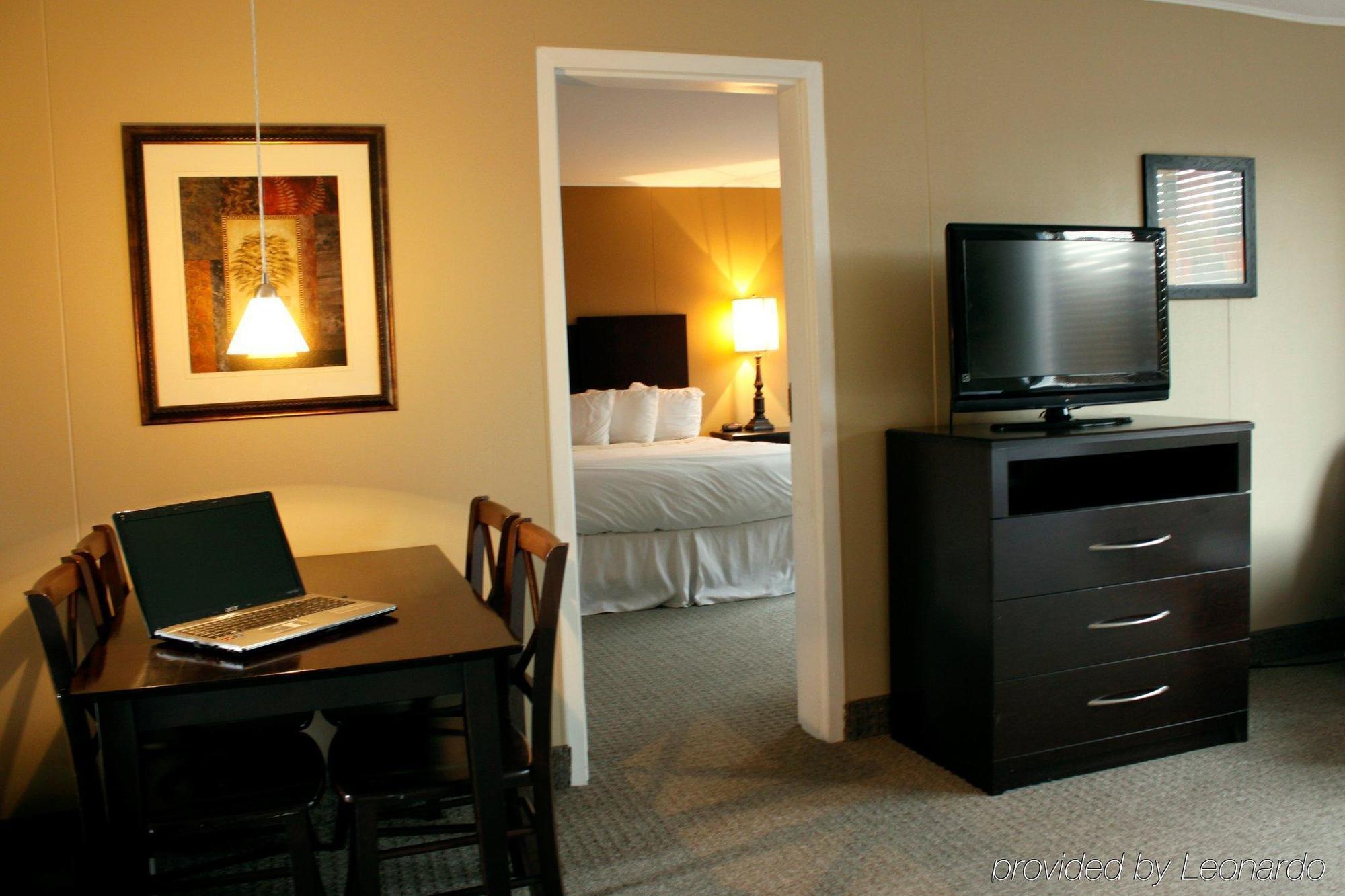 Red Roof Inn And Suites Herkimer Esterno foto