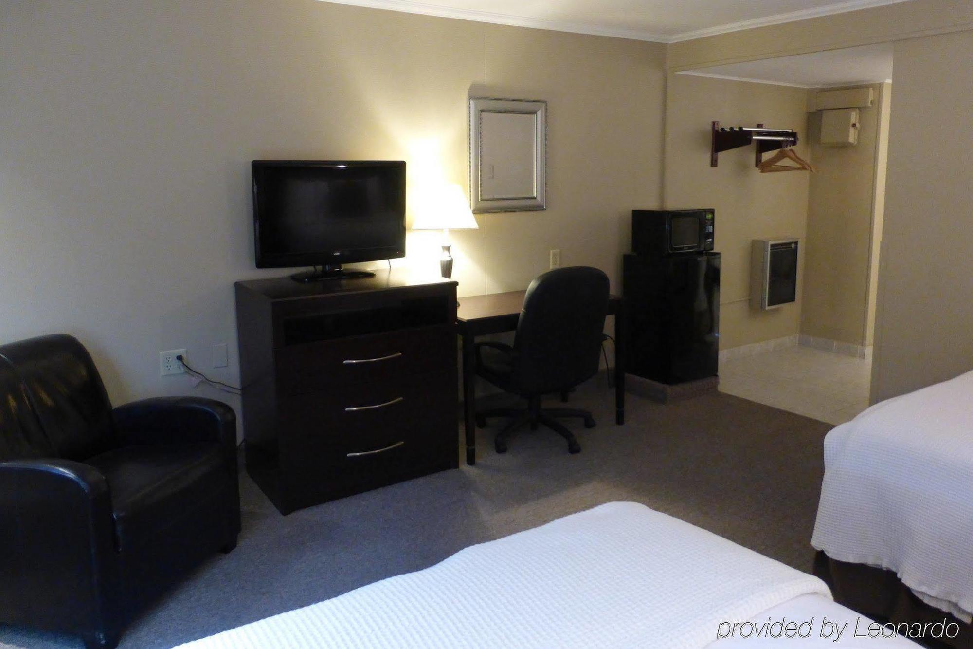 Red Roof Inn And Suites Herkimer Esterno foto